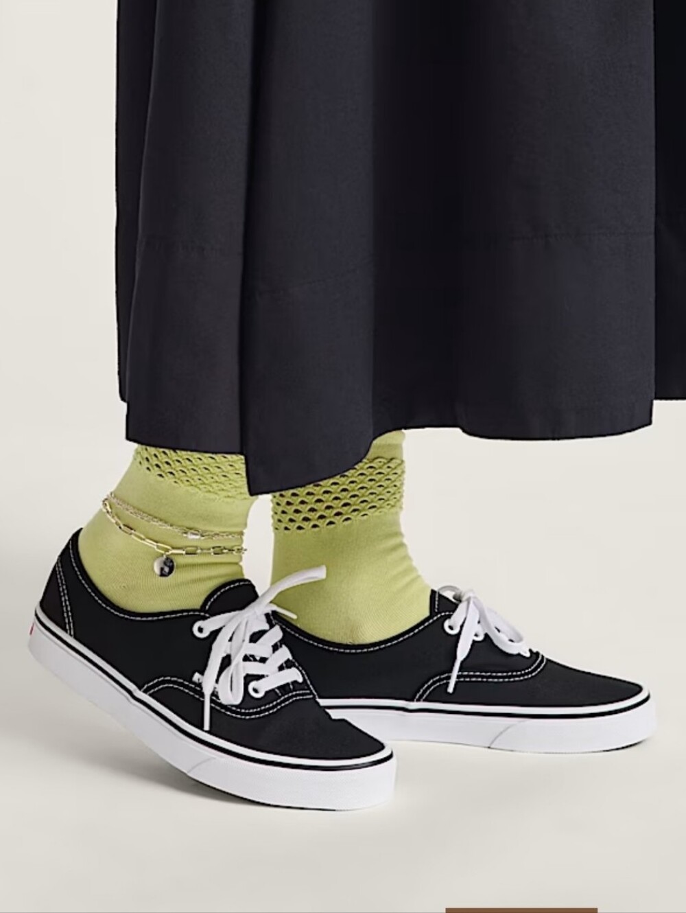 Vans Classic Authentic Skate Shoes Lace-Up Unisex Men's 7 Women's 8.5 Black NWOT